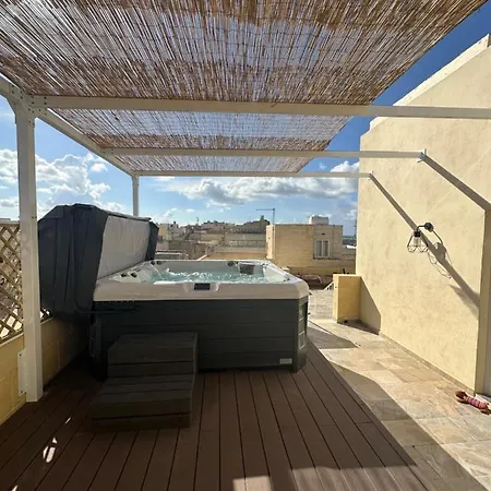 Bed & Breakfast Ta Pinu - Luxury Heritage Living